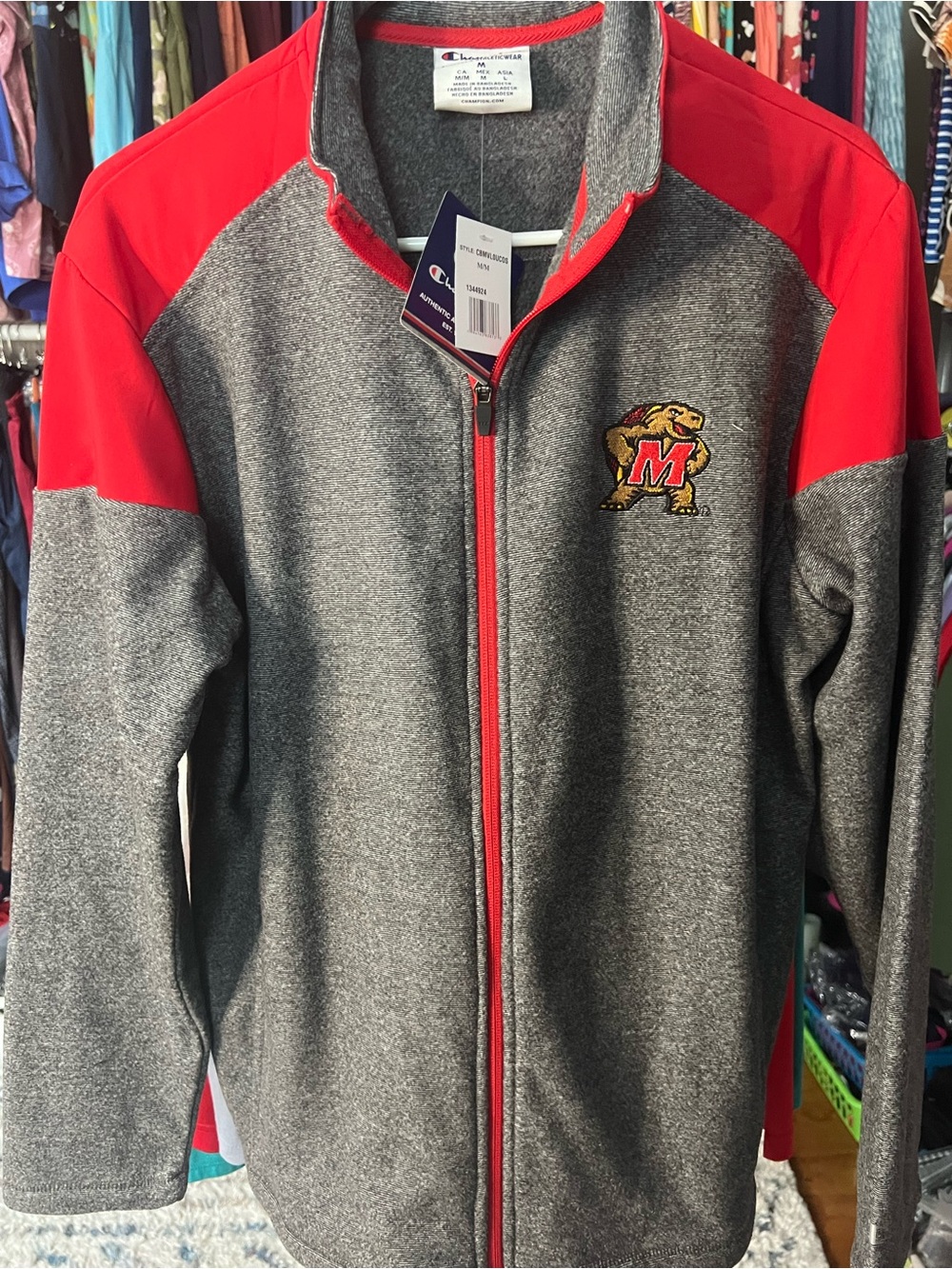 Men‘s medium University of Maryland full zip fleece